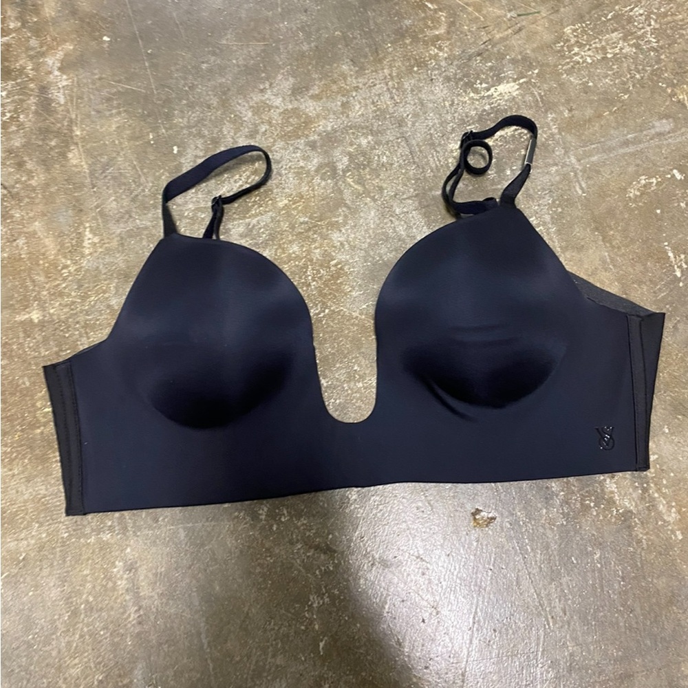 NWT VS Bra